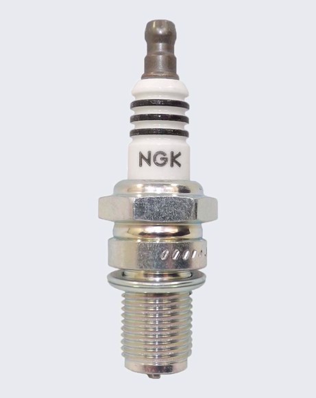 Picture of NGK3951 NGK V-Power Spark Plug Heat Range 5 -TR55-